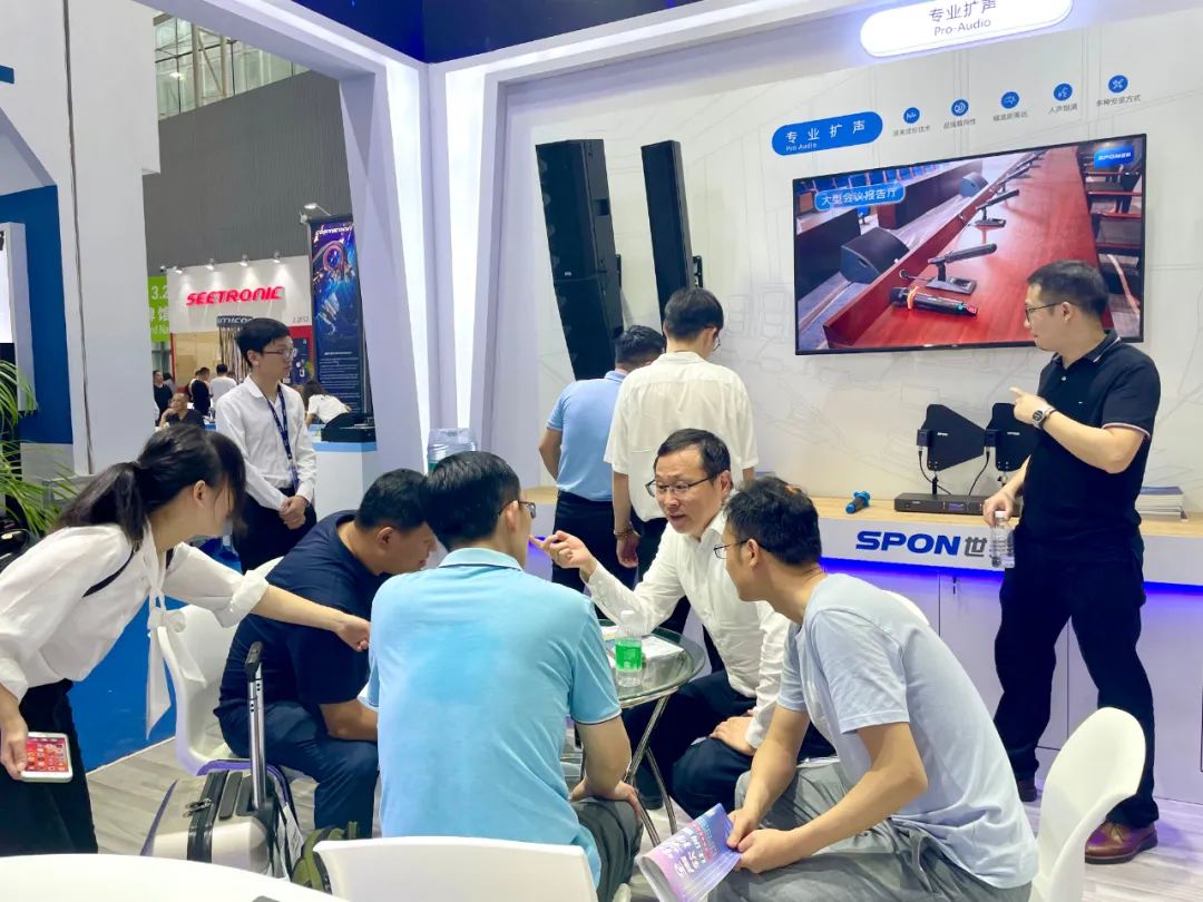 展會(huì)進(jìn)行時(shí) | 第21屆廣州國(guó)際專(zhuān)業(yè)燈光、音響展盛大開(kāi)展