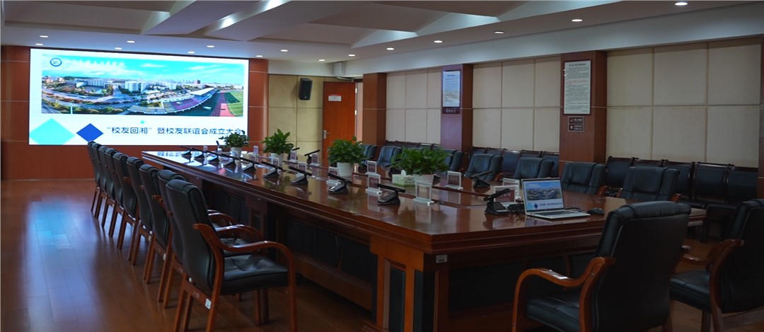 現(xiàn)代會議的“點(diǎn)睛之筆”：電子桌牌的功能價(jià)值與效益分析